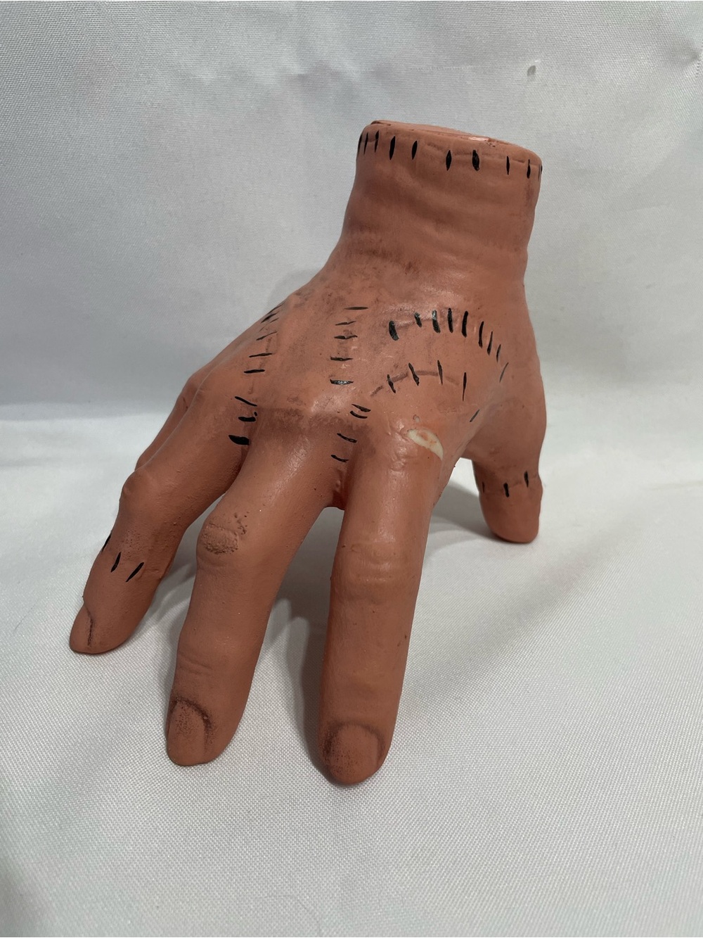 decorative "Thing" hand prop inspired by The Addams Family Great Condition Missi